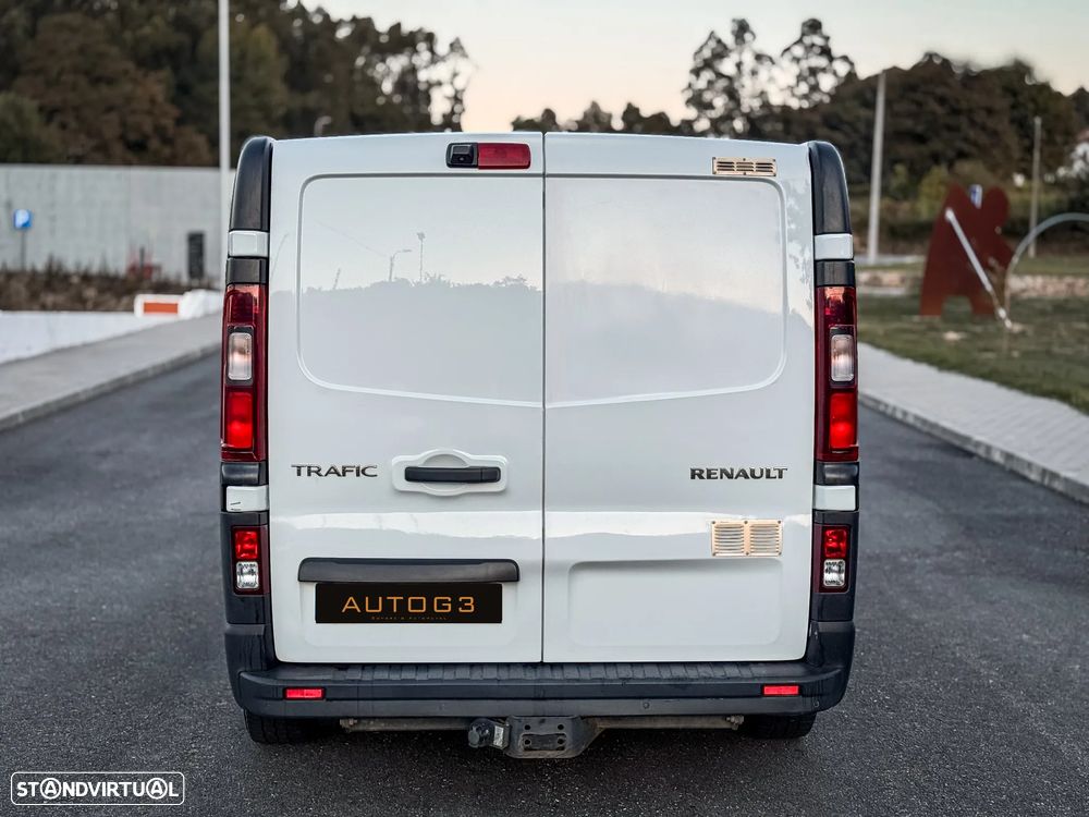 Renault Trafic 1.6 dCi L2H1 1.2T - 9