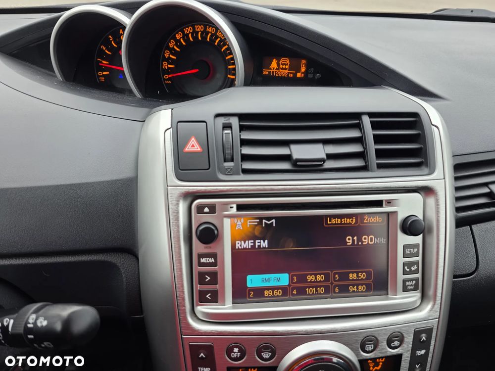 Toyota Verso 2.0 D-4D Life - 26