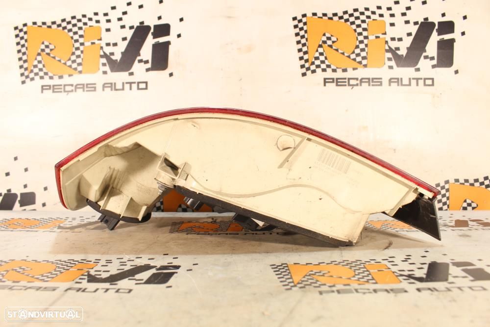 Farolim Esquerdo Bmw 1 Coupé (E82)  63217285641 / 7285641/ Condutor - 7