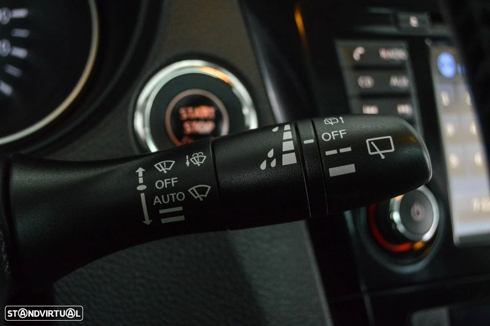 Nissan Qashqai 1.6 dCi N-Connecta - 36