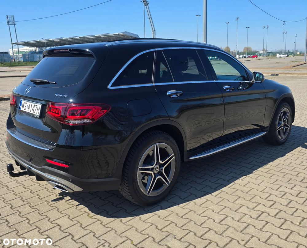 Mercedes-Benz GLC 300 4Matic 9G-TRONIC AMG Line Plus - 5