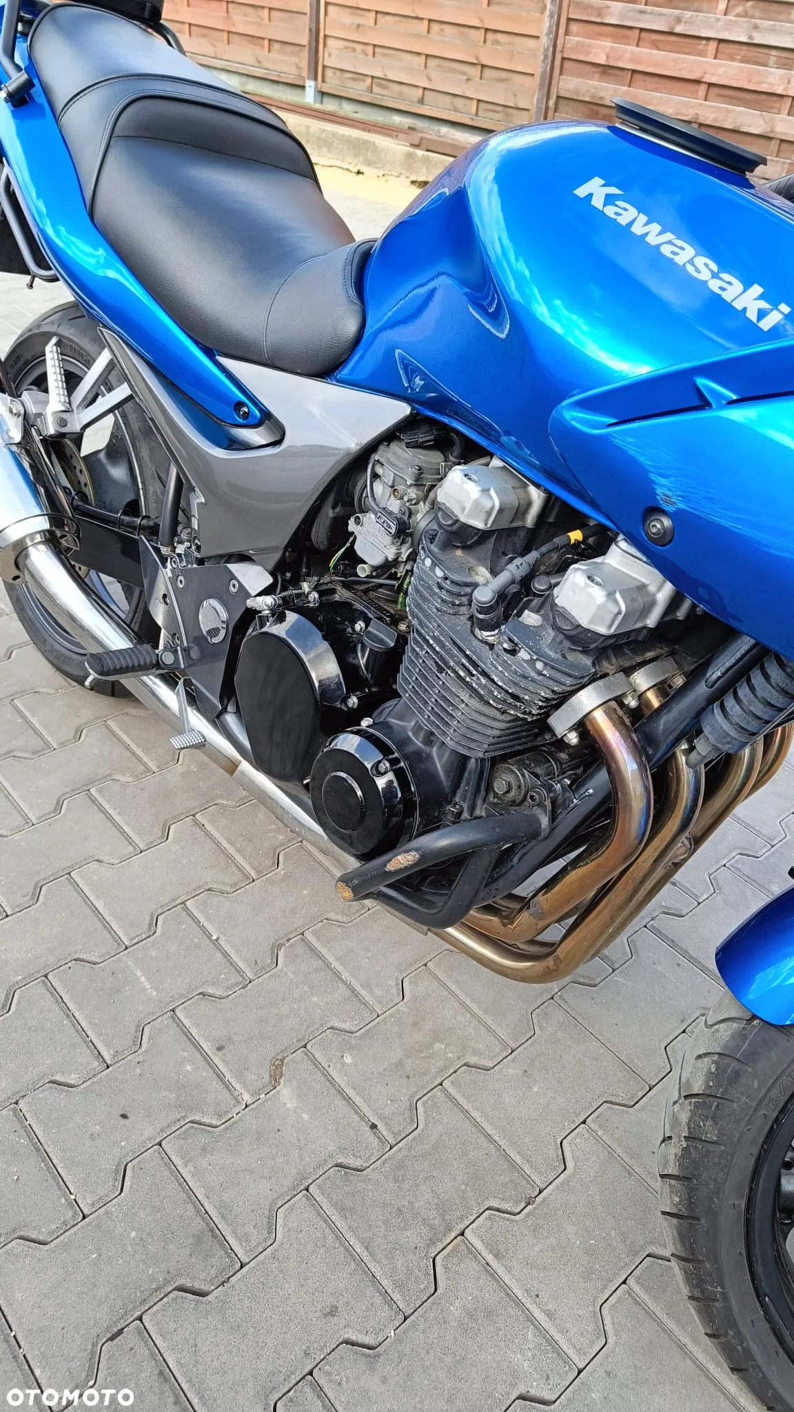Kawasaki ZR - 5