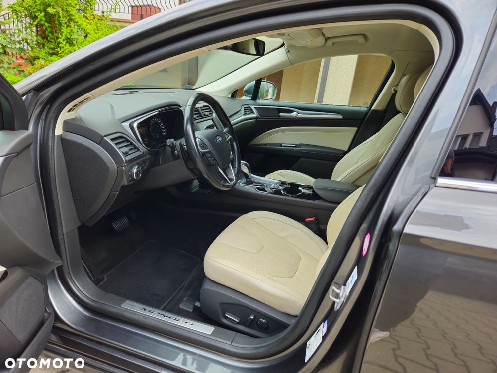 Ford Mondeo 2.0 TDCi Titanium PowerShift - 10