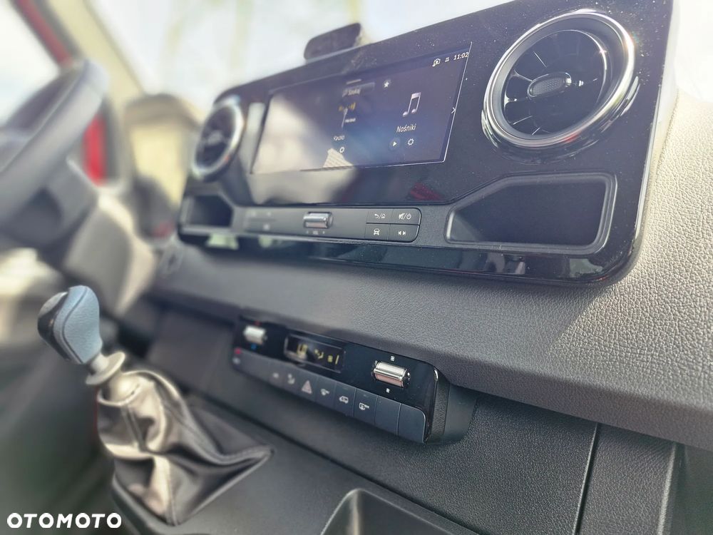 Mercedes-Benz Sprinter Standard PRO 907.233 - 19