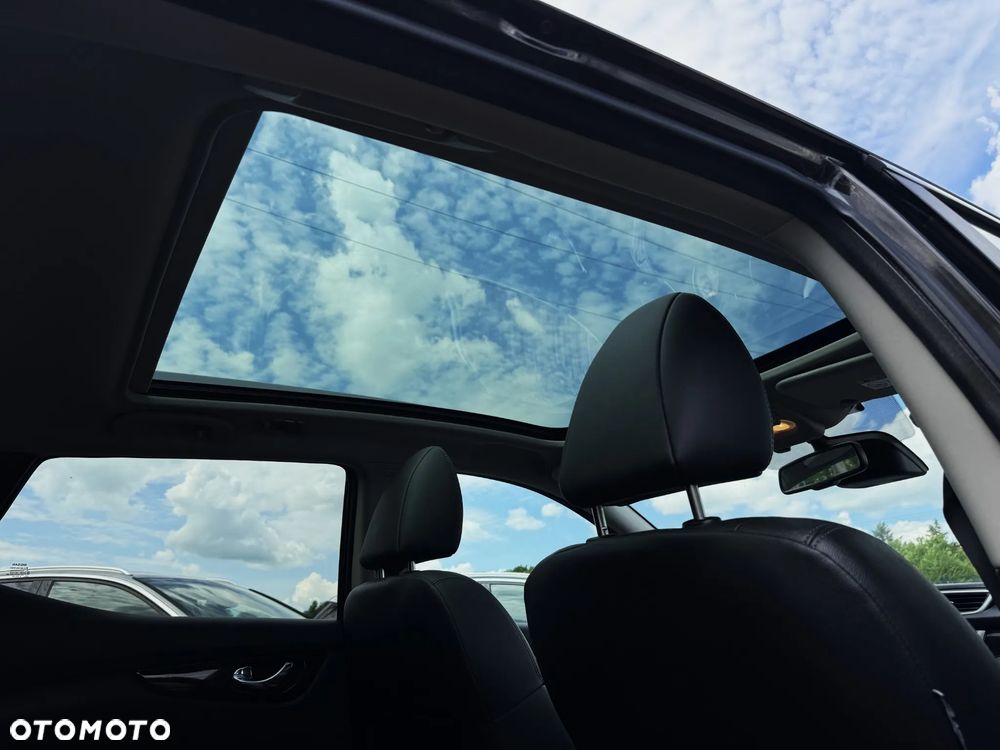 Nissan Qashqai 1.6 dCi Xtronic TEKNA+ - 13