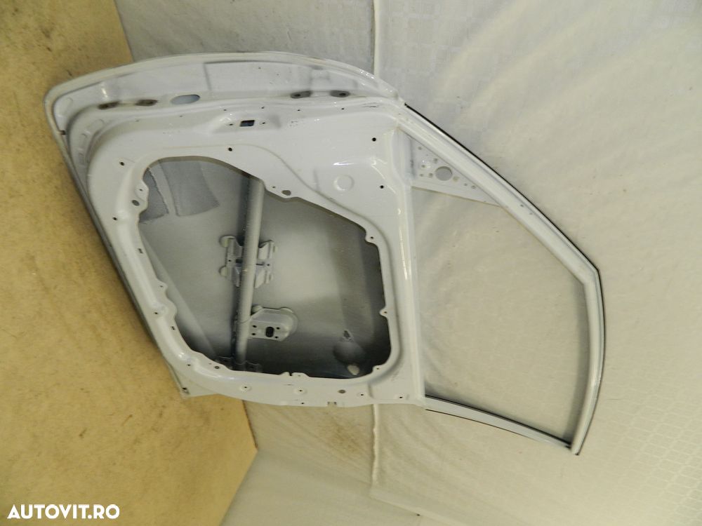 Usa dreapta fata Hyundai IX20  /  Kia Venga, 2010, 2011, 2012, 2013, 2014, 2015, 2016, 2017, 2018. - 2