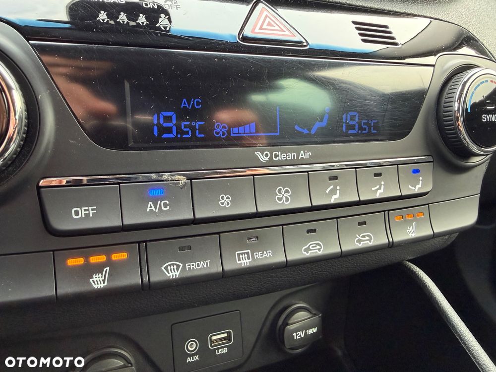 Hyundai Tucson 1.7 CRDI BlueDrive Style 2WD - 31