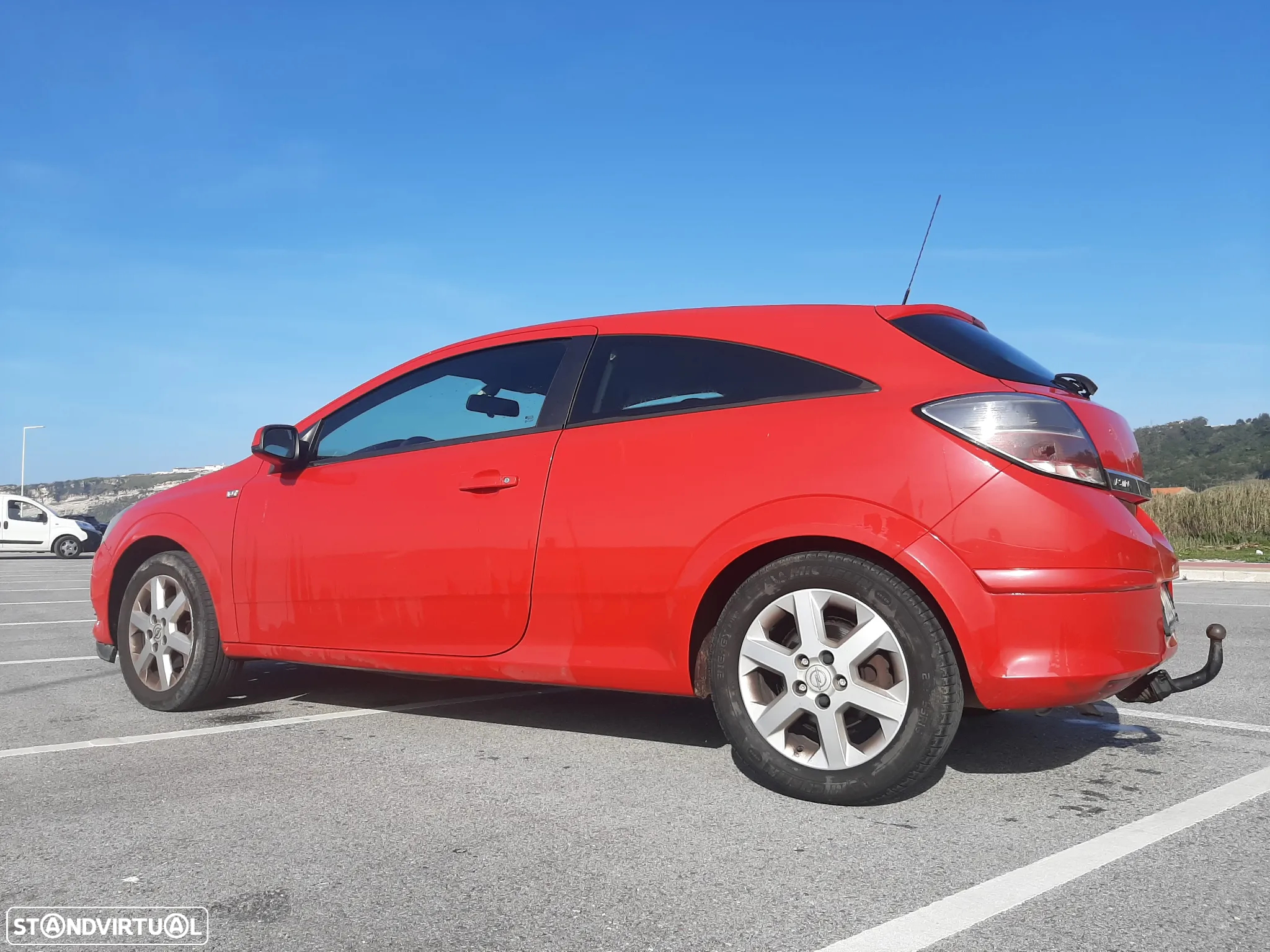 Opel Astra GTC 1.6 - 5