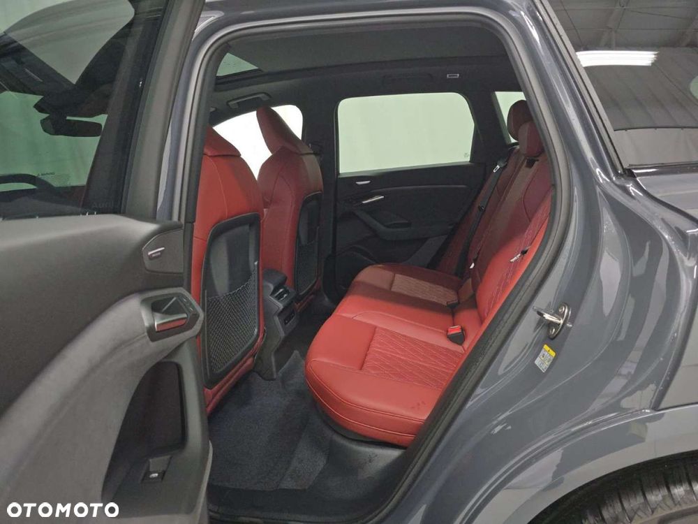 Audi SQ6 e-tron - 17