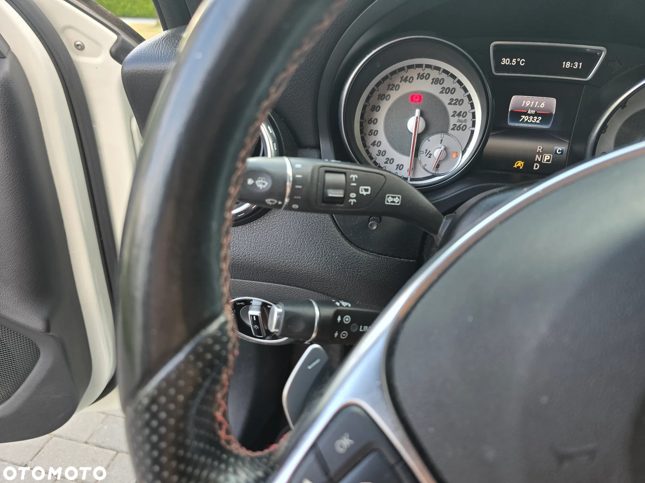 Mercedes-Benz GLA - 20