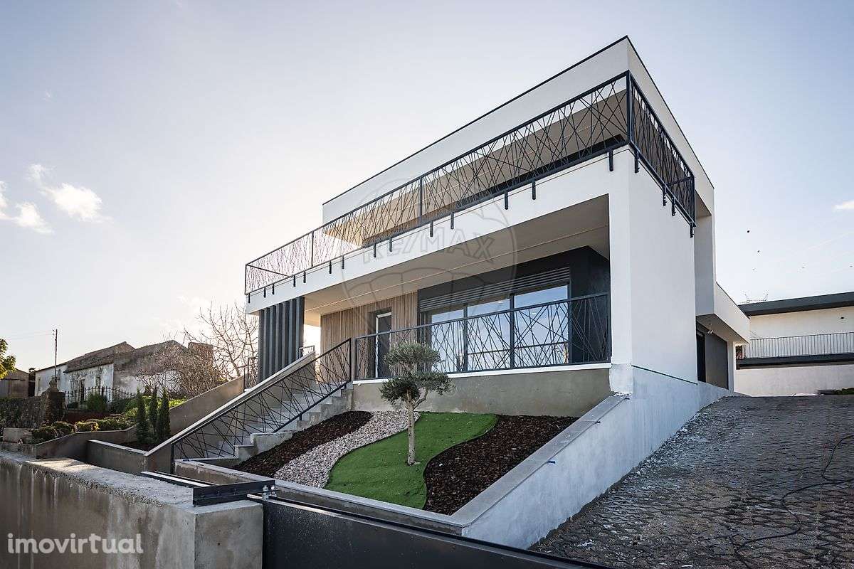 Moradia T4 para venda - Grande imagem: 5/47