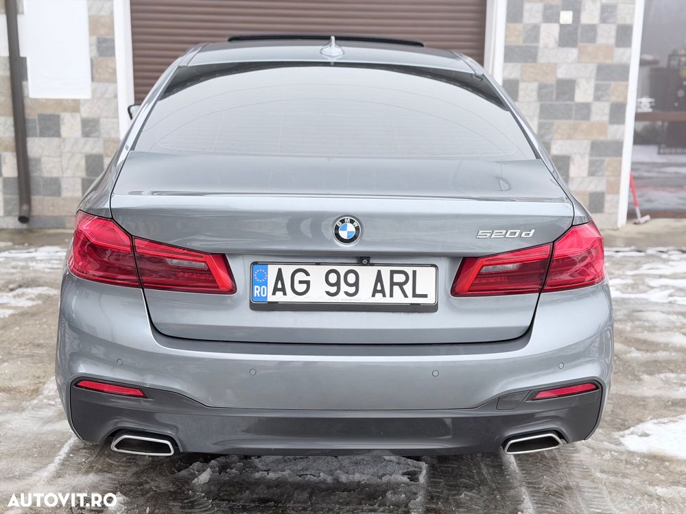 BMW Seria 5 520d Aut. M Sport Edition - 7