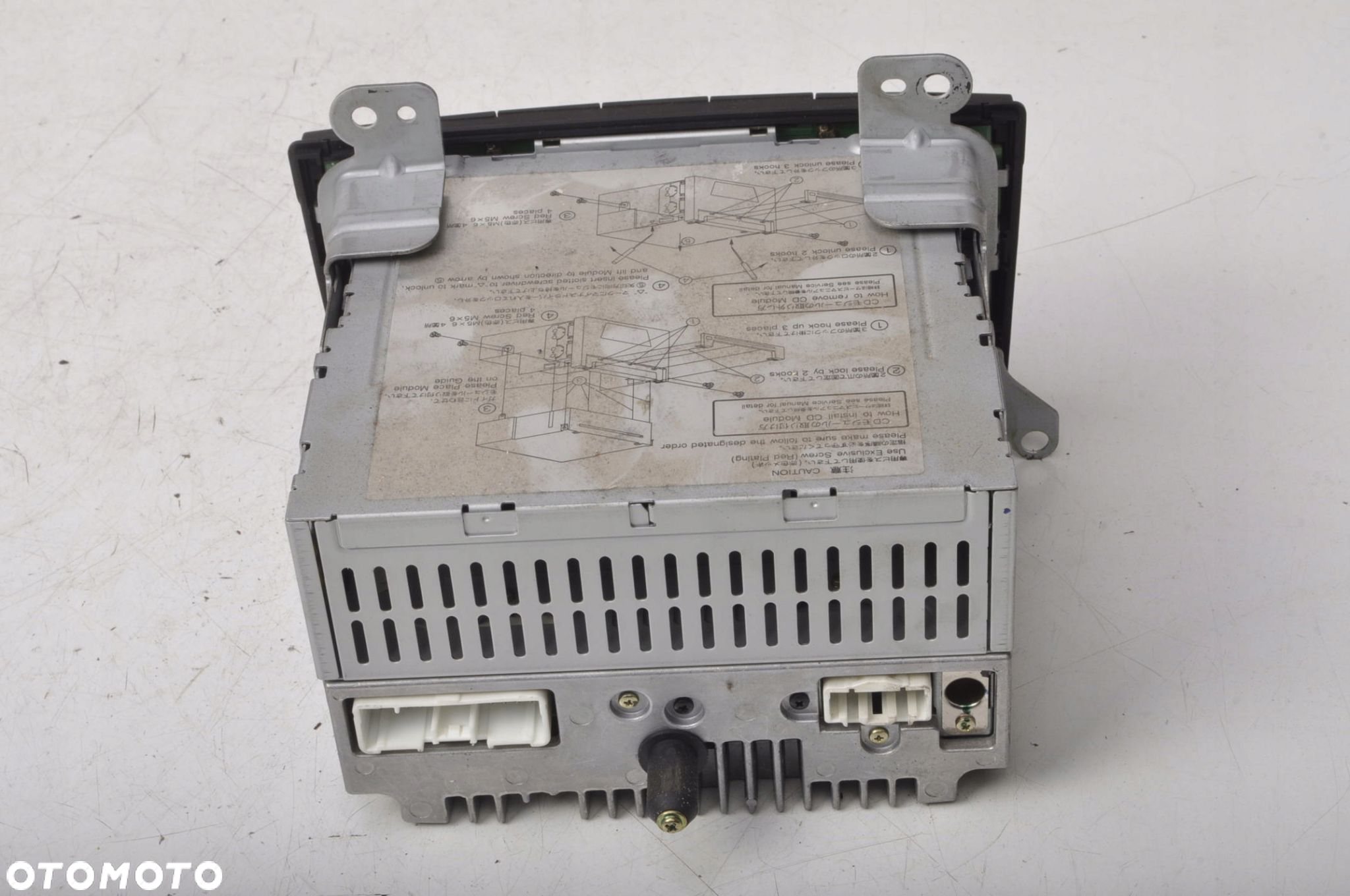 MAZDA MPV II RADIO CD - 8