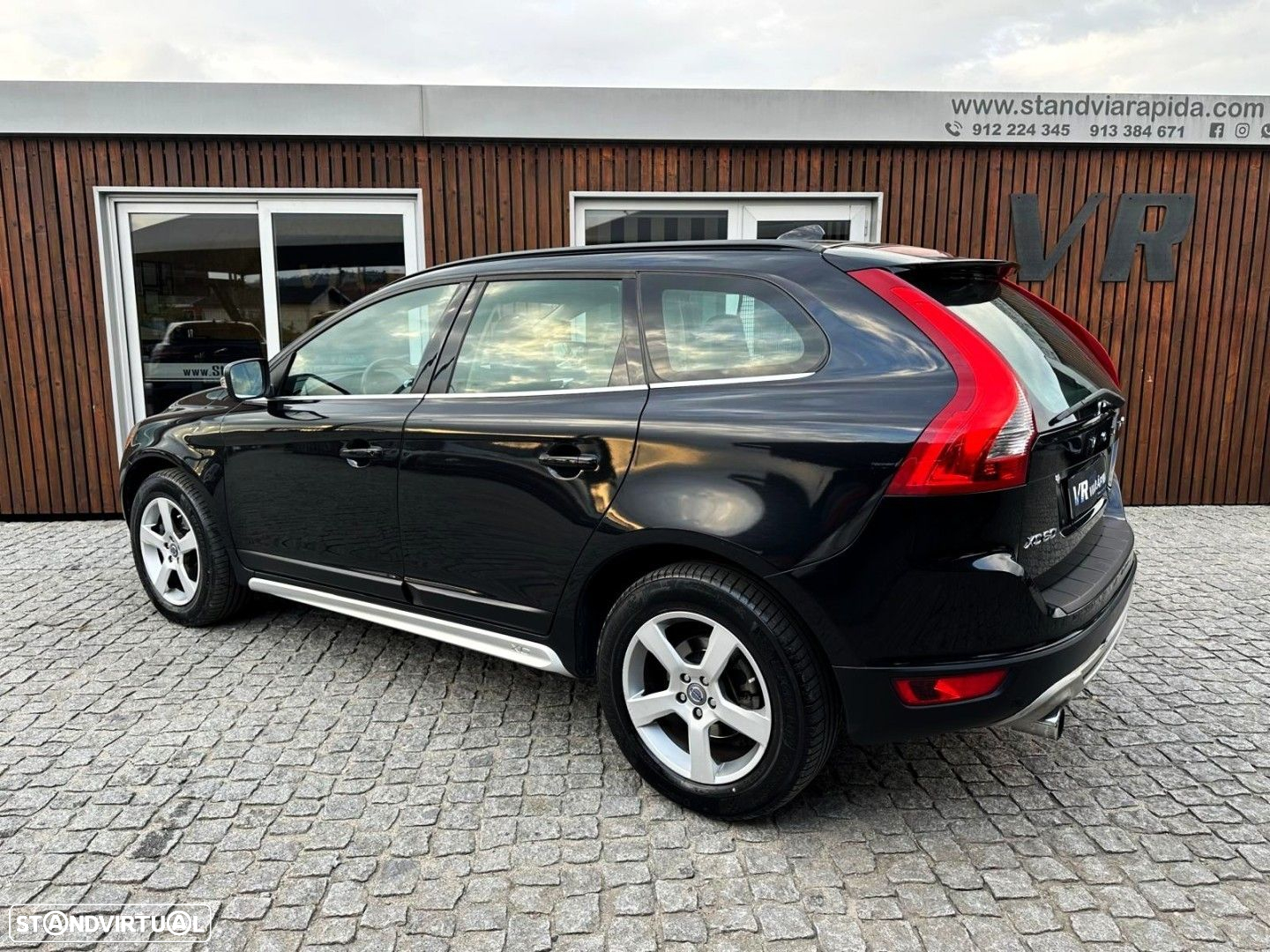 Volvo XC 60 2.0 D3 Drive R-Design - 22