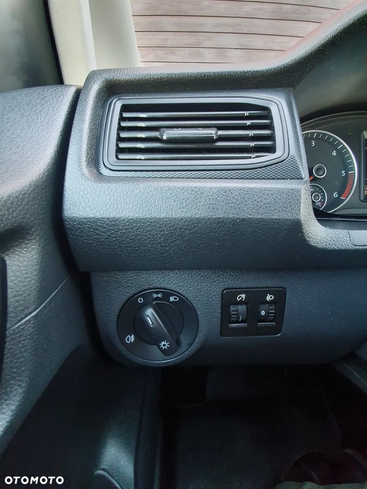 Volkswagen CADDY - 16