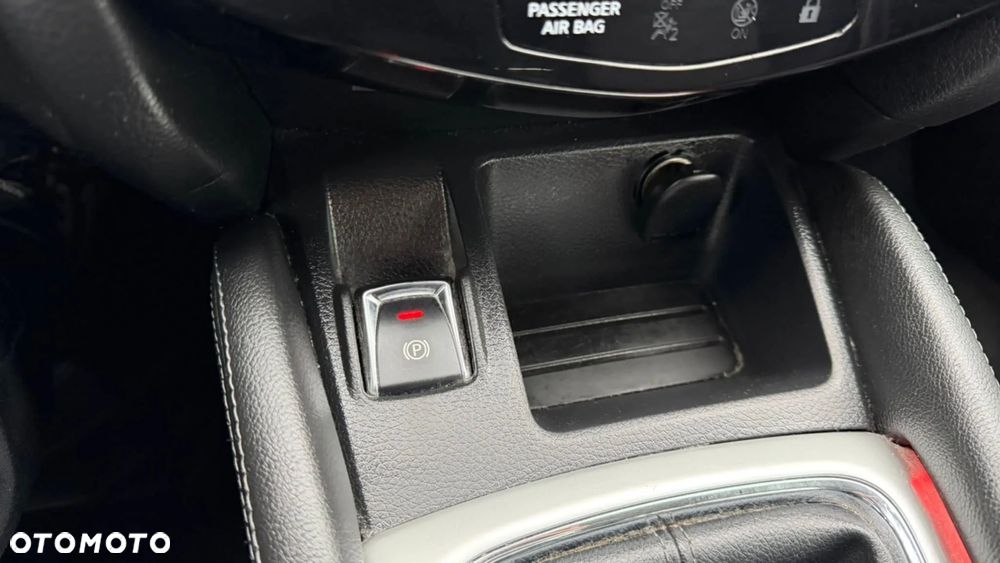 Nissan Qashqai - 38