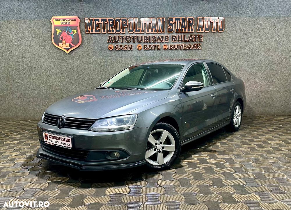 Volkswagen Jetta 1.6 TDI Comfortline - 2