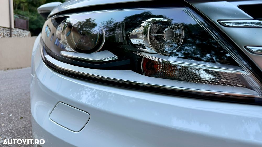 Volkswagen Passat CC 2.0 TDI BlueMotion Technology DSG - 11