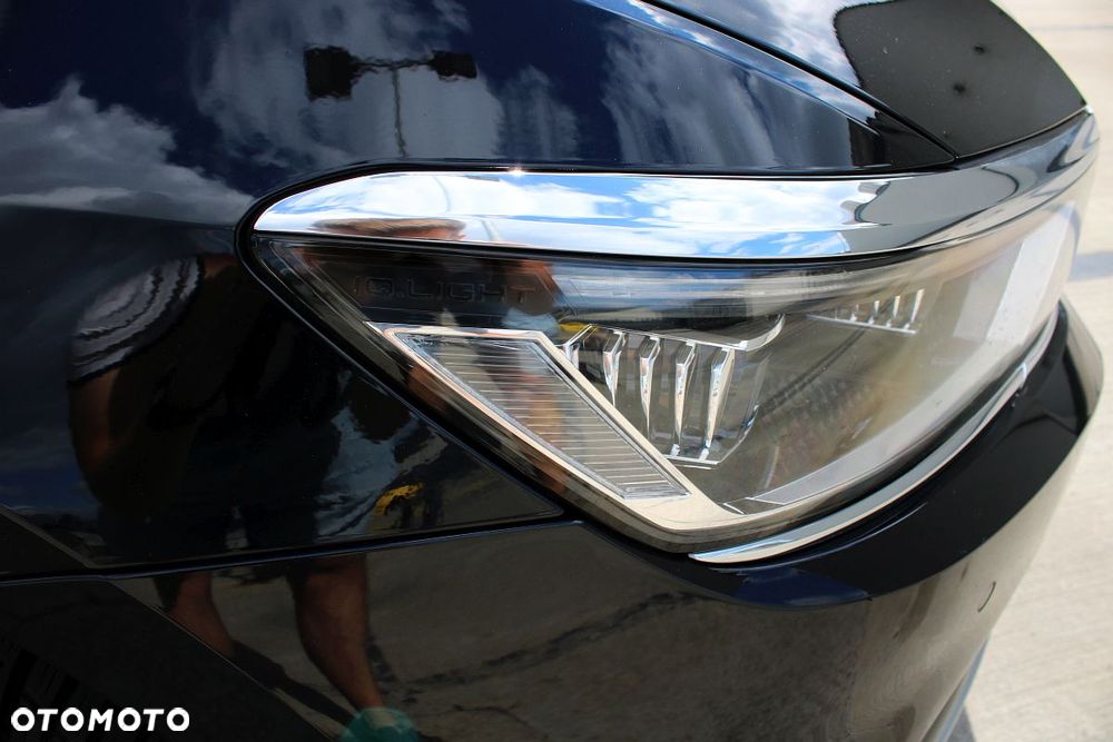 Volkswagen Passat 2.0 TSI Elegance DSG - 24