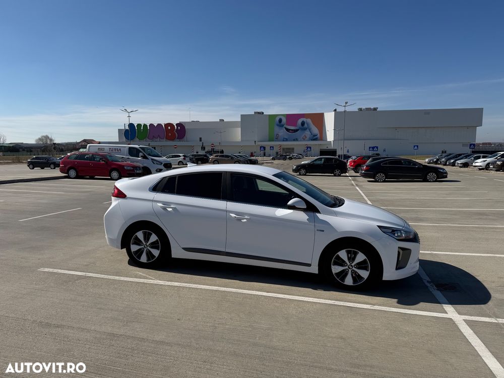 Hyundai IONIQ 1.6 141CP Exclusive - 3