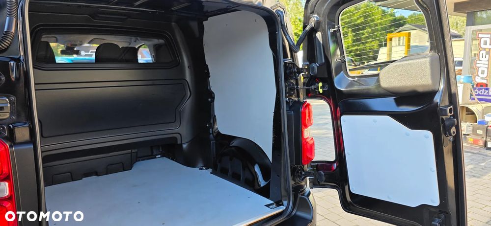 Opel Vivaro 2.0 177KM 5-osób Automat 8-biegów - 34