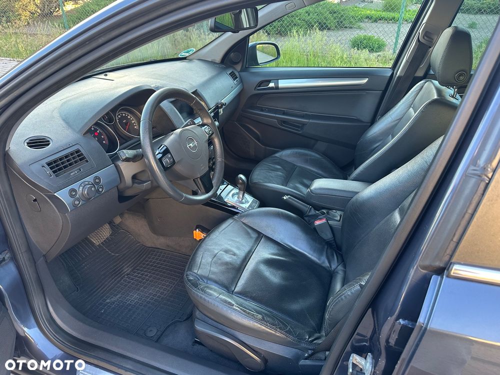 Opel Astra 1.6 Automatik Design Edition - 21