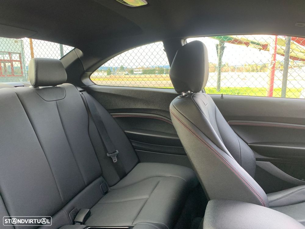 BMW 220 d Coupe Pack M - 22