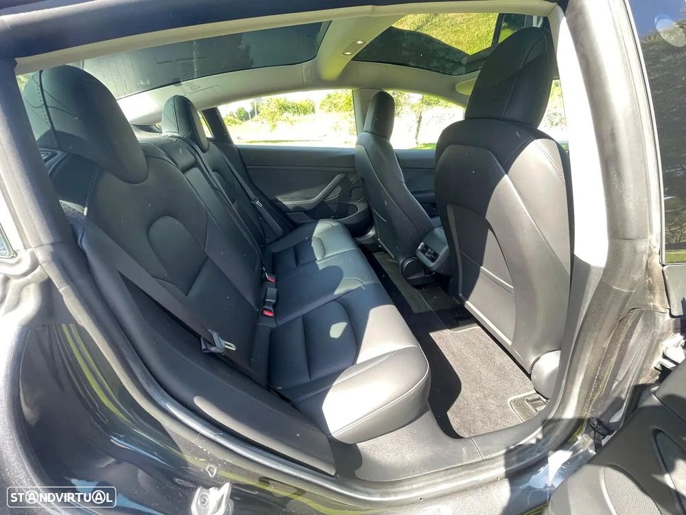 Tesla Model 3 Standard Range Plus RWD - 11