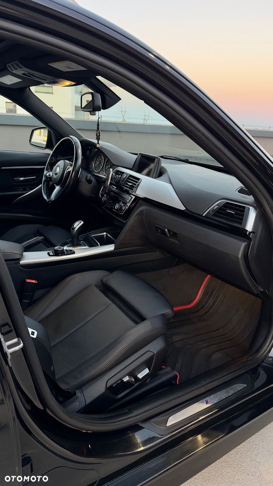 BMW Seria 3 328i - 19