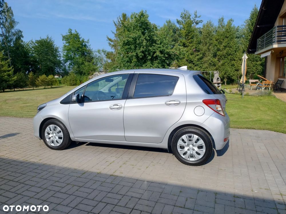 Toyota Yaris 1.33 VVT-i Life - 12