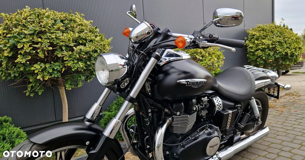 Triumph Speedmaster - 28