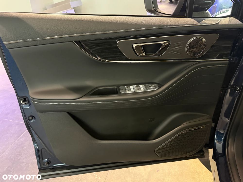 Omoda 5 1.5 T-GDI Hybrid Comfort DHT - 11