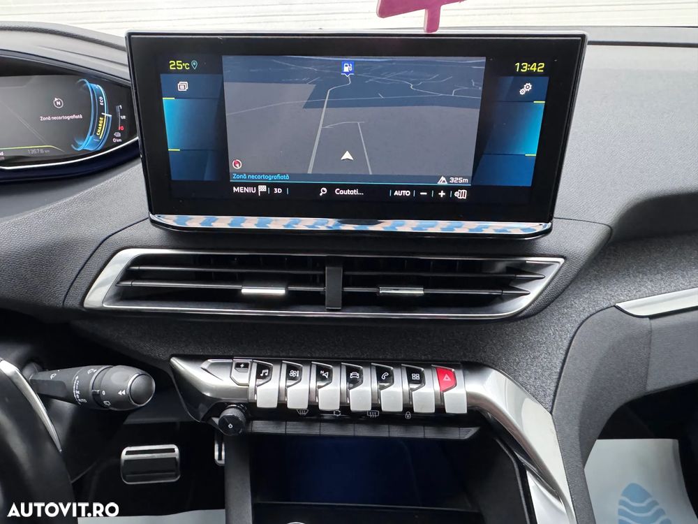 Peugeot 3008 Hybrid 225 e-EAT8 GT - 21