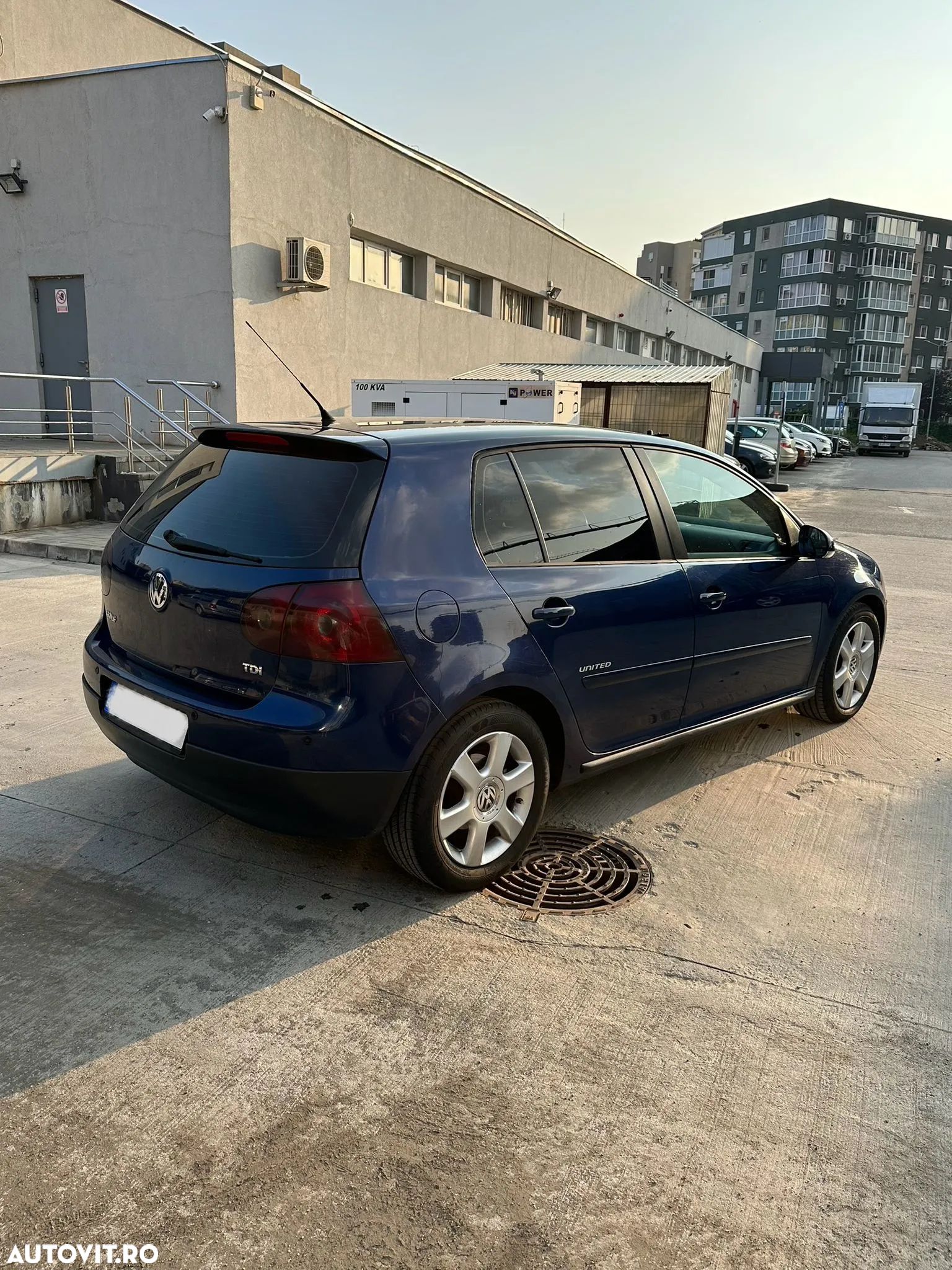 Volkswagen Golf 1.9 TDI Trendline - 1