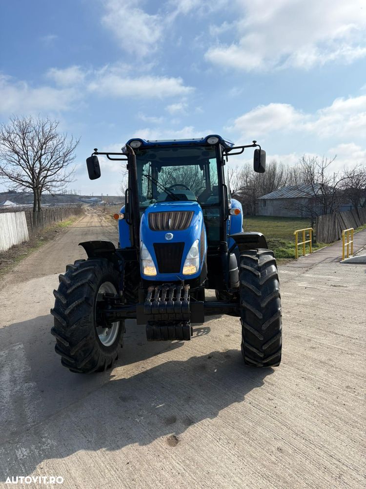 New Holland TD5.115 Tractor anul 2014 115 CP 4x4 - 12