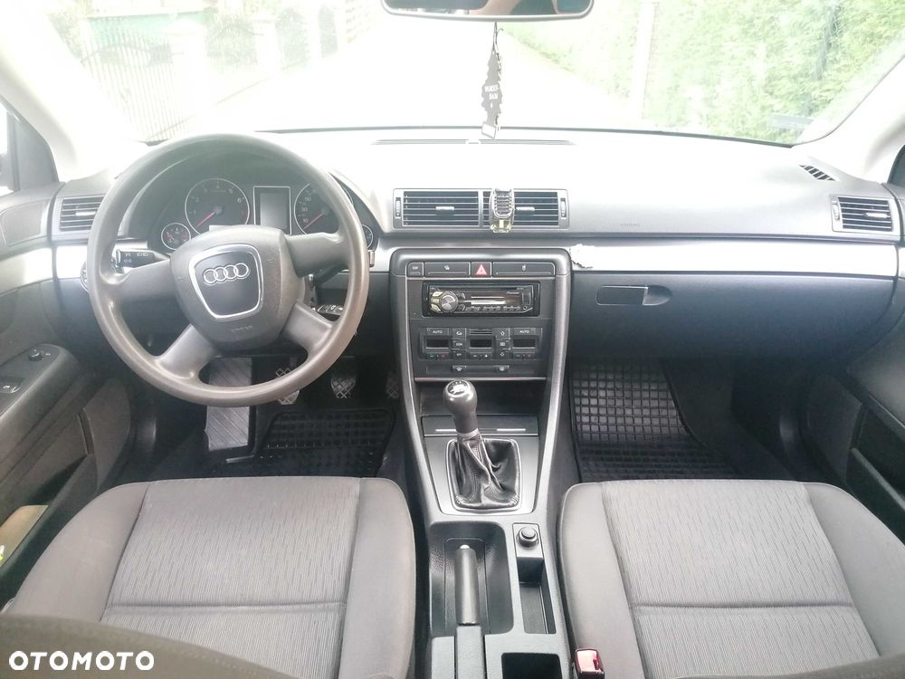 Audi A4 Avant - 8