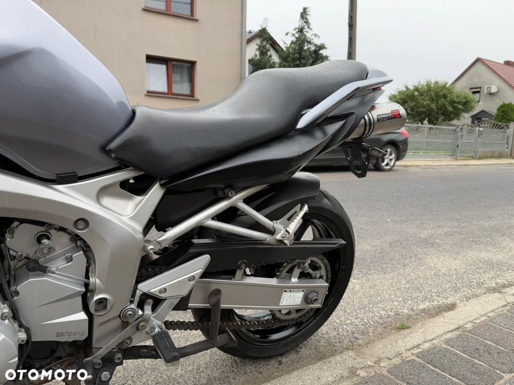 Yamaha FZ6 - 22