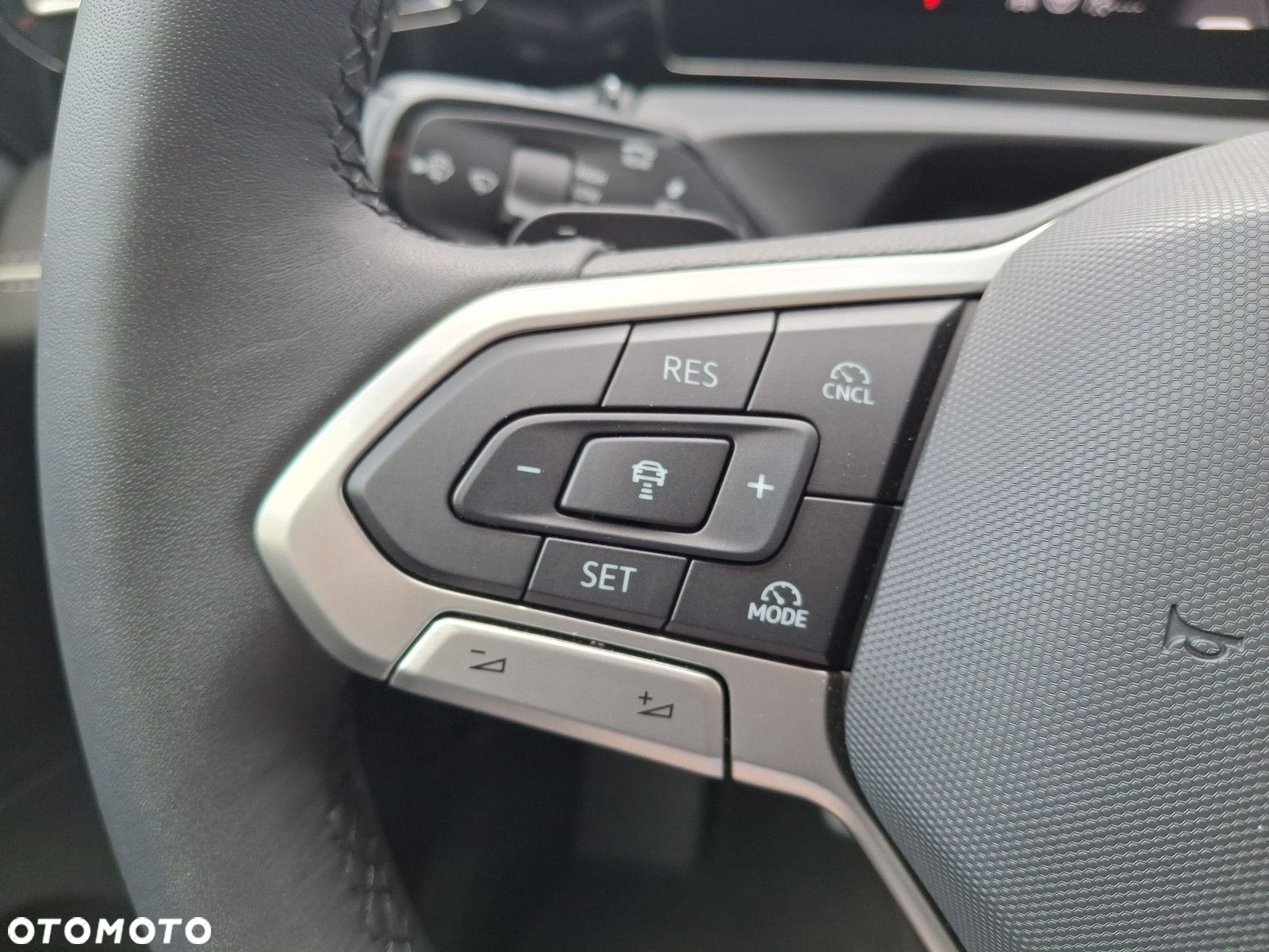 Volkswagen Tiguan 1.5 TSI EVO Elegance DSG - 18