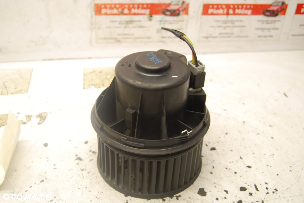 WENTYLATOR DMUCHAWA NAWIEWU 3M5H-18456-AD FORD C-MAX - 3