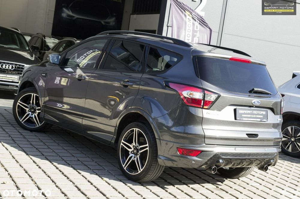 Ford Kuga 1.5 EcoBoost 2x4 ST-Line - 9
