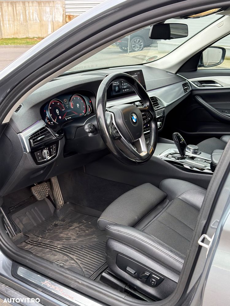 BMW Seria 5 520d Aut. Sport Line - 11