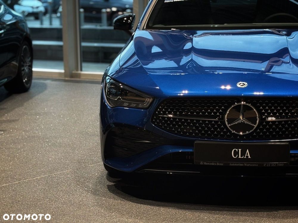 Mercedes-Benz CLA - 4