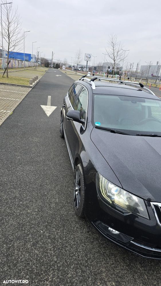 Skoda Superb 2.0 TDI Elegance DSG - 3