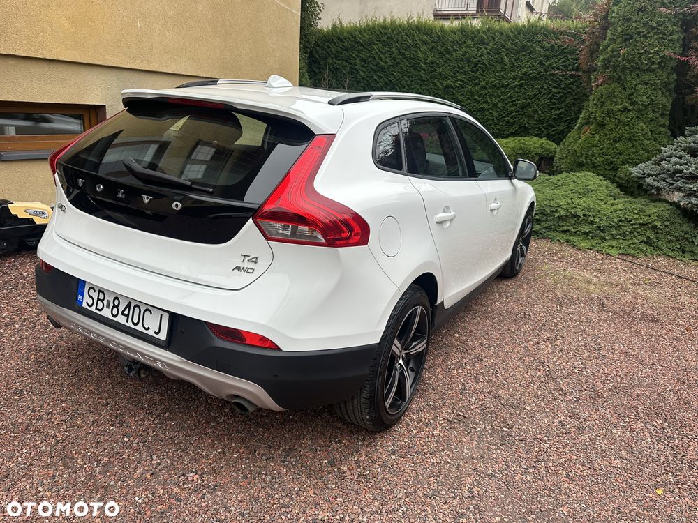 Volvo V40 Cross Country 2014 photo 4