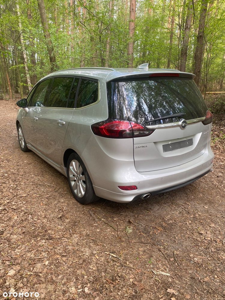 Opel Zafira 2.0 D (CDTI ecoFLEX) Start/Stop Active - 6