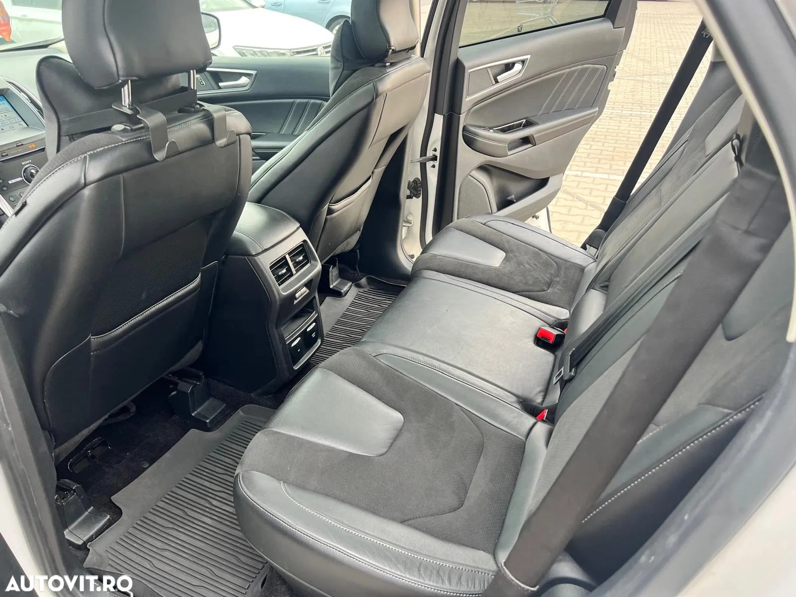Ford Edge 2.0 TDCi Powershift Vignale - 16