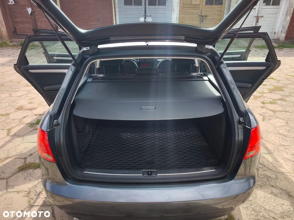 Audi A4 Avant 2.0 TDI - 27