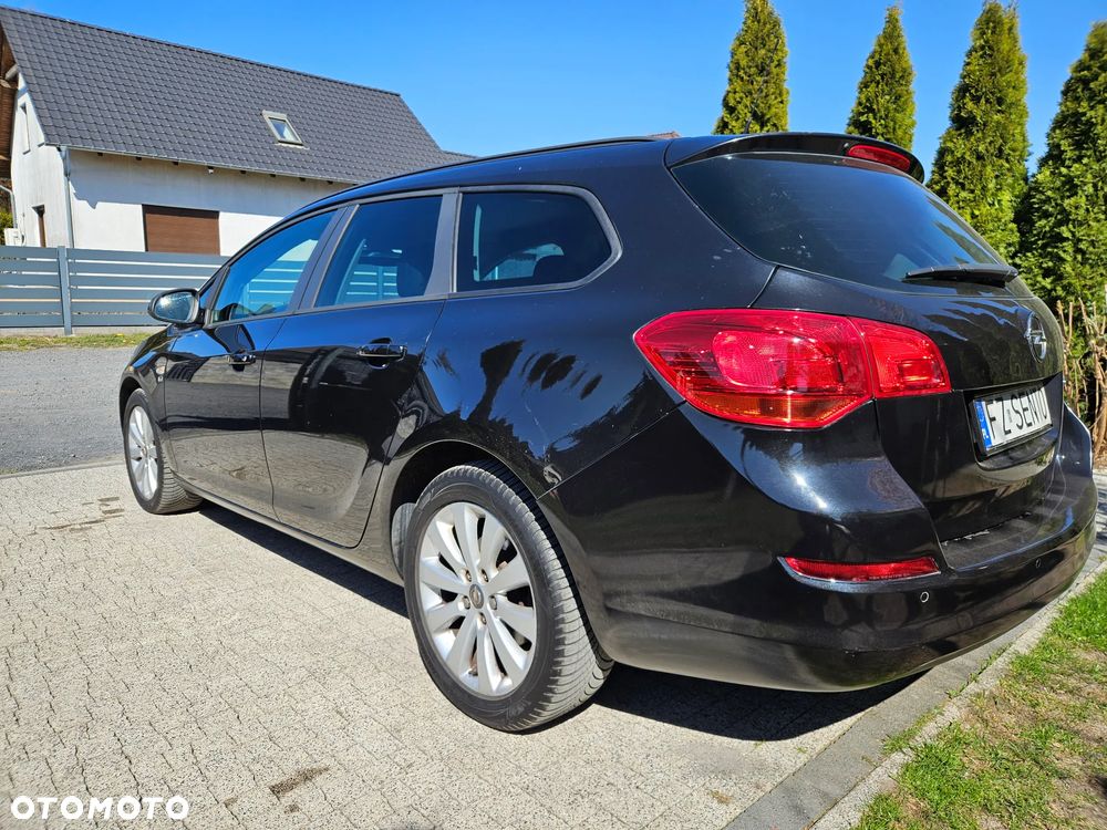 Opel Astra 1.7 CDTI DPF 150 Jahre - 6