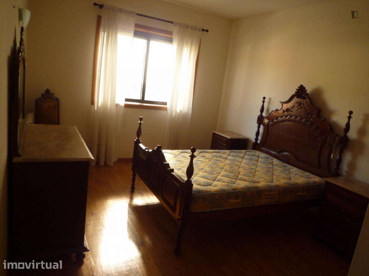 Apartamento com 2 quartos - localizado em Nogueiró e Tenões Braga - Grande imagem: 5/12