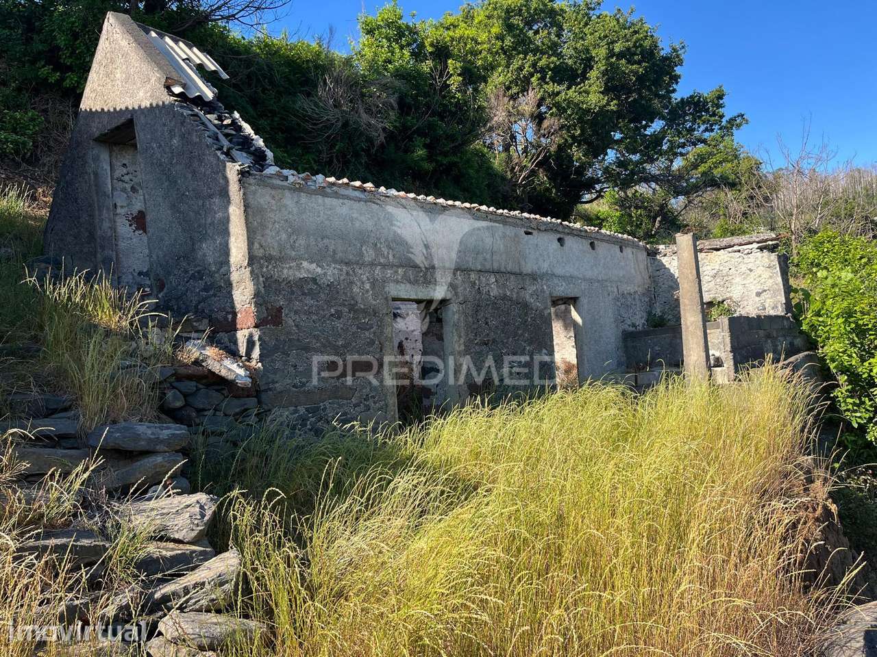 Moradia + Palheiro para Reconstrução | 750 m² de Terreno | À Beira... - Grande imagem: 3/6